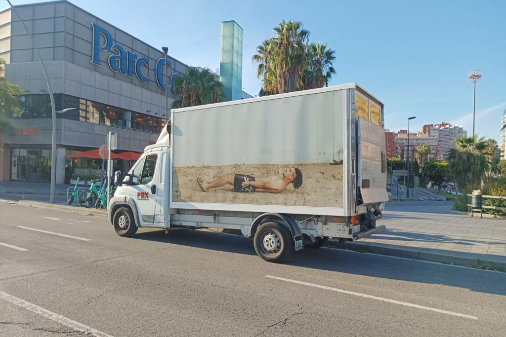 tanit plana-photoespana truck art project collaboration-bubi canal-photoespana-manuela lorente-ana palacios